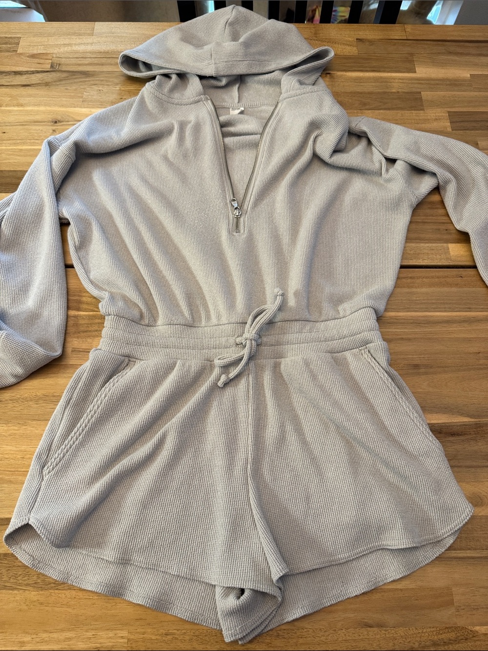 Gilly Hicks Light Gray Hooded Zip-Up Romper - Size M - Picture 3 of 9